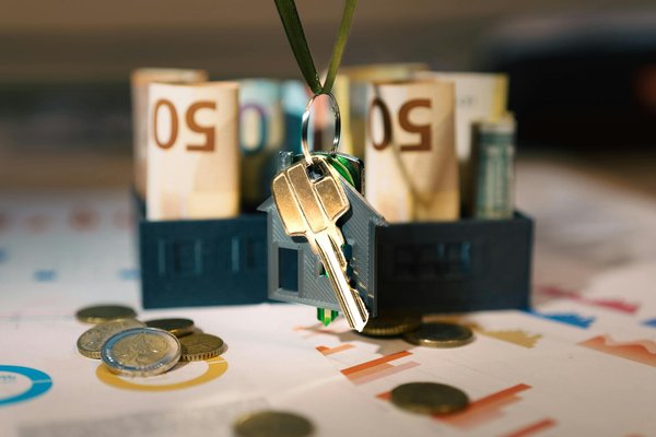 How is the UK's Relationship with the EU Evolving Post-Brexit?